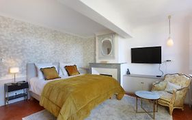Les Suites De Montigny